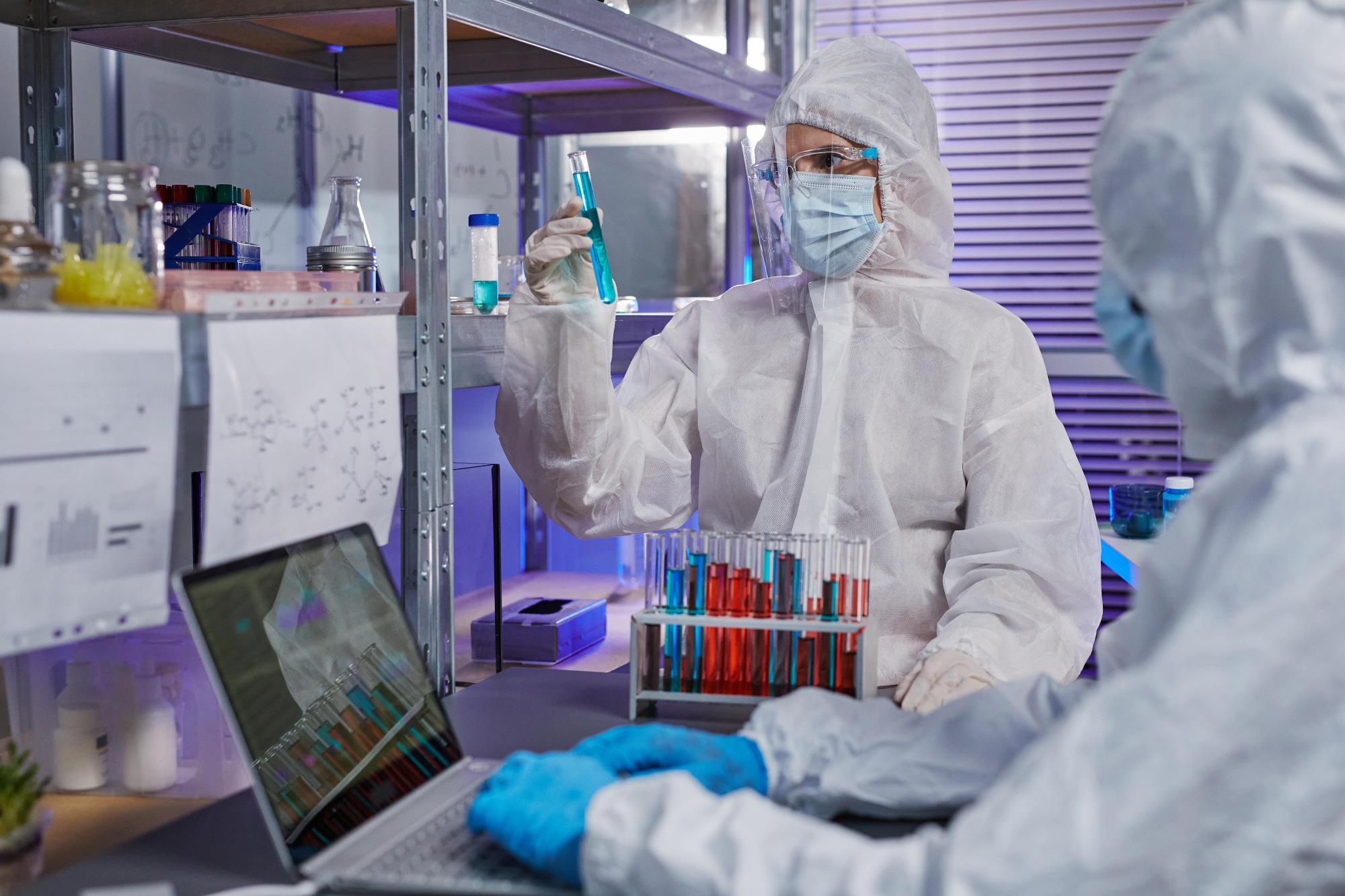 Why Choose FET Logistics for Dangerous Goods Shipments?